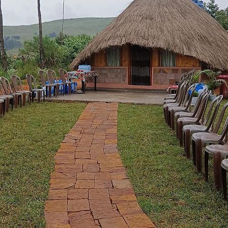 Meikha Homestay Pynursla Bagian luar foto